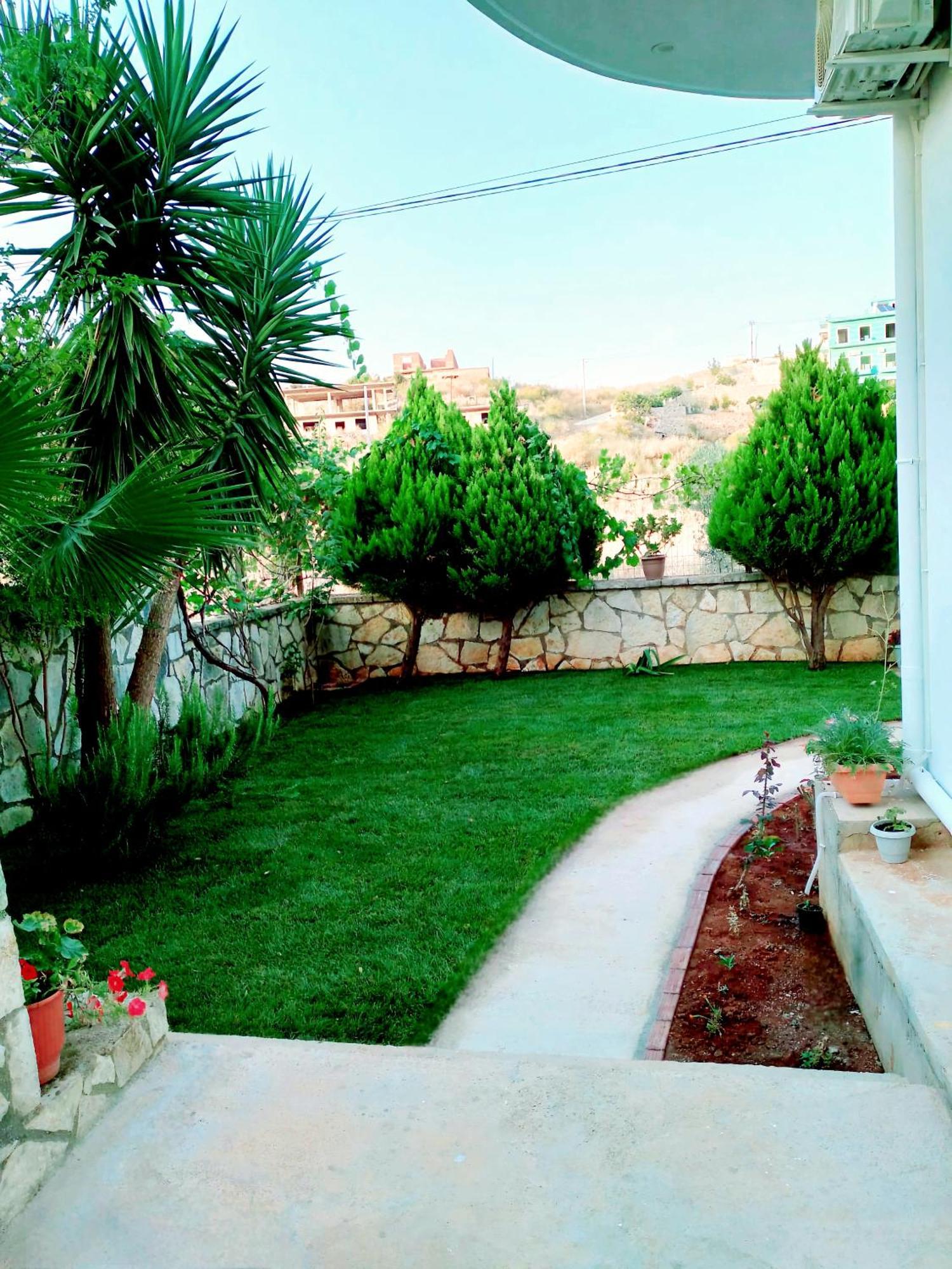 Blue Mare Apartments Sarande Exterior photo